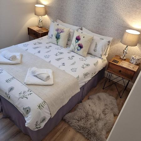 Heart Of Inverness-City Apartment ภายนอก รูปภาพ
