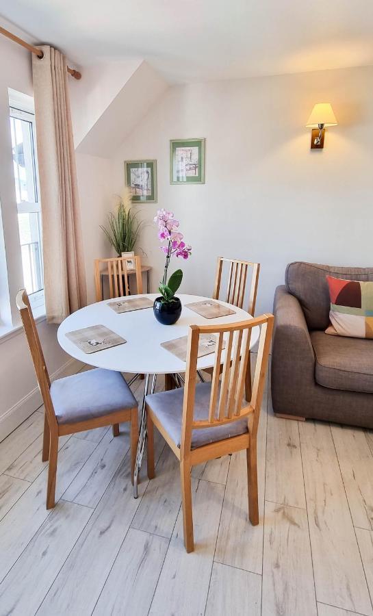 Heart Of Inverness-City Apartment ภายนอก รูปภาพ