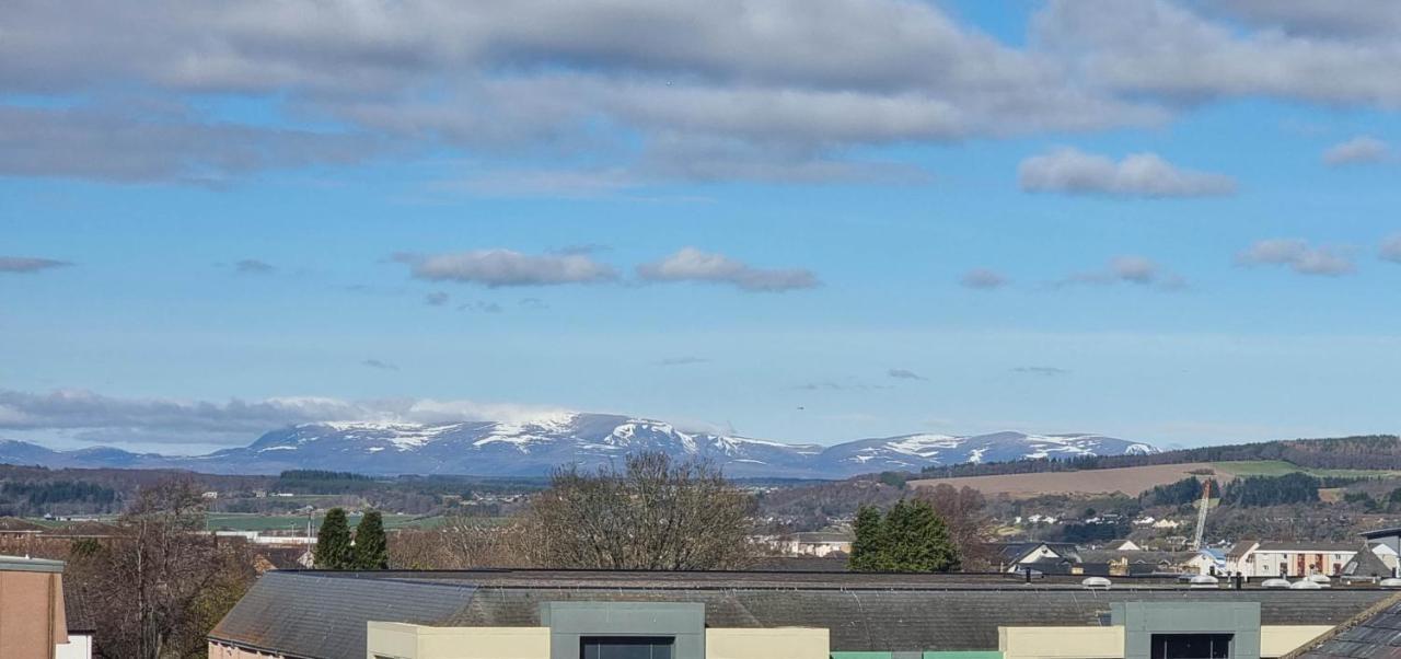 Heart Of Inverness-City Apartment ภายนอก รูปภาพ